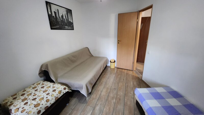 Crangasi, str. Padureni, 3 min. parc si metrou, piata